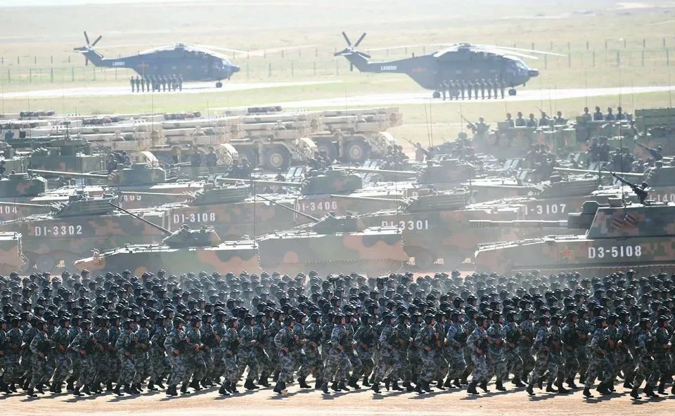 建軍90周年閱兵儀式，回顧輝煌歷程，展望嶄新未來，建軍90周年閱兵儀式，回顧輝煌歷程，展望嶄新未來，彰顯軍威國威的力量展示