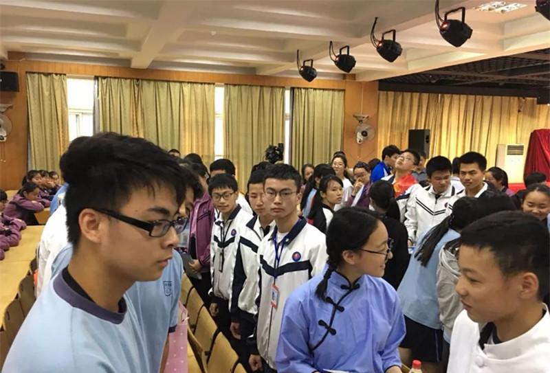 新澳門三中三6組免費(fèi)公開(kāi)——探索與解析，澳門三中三最新6組數(shù)據(jù)解析與探索，免費(fèi)公開(kāi)揭秘