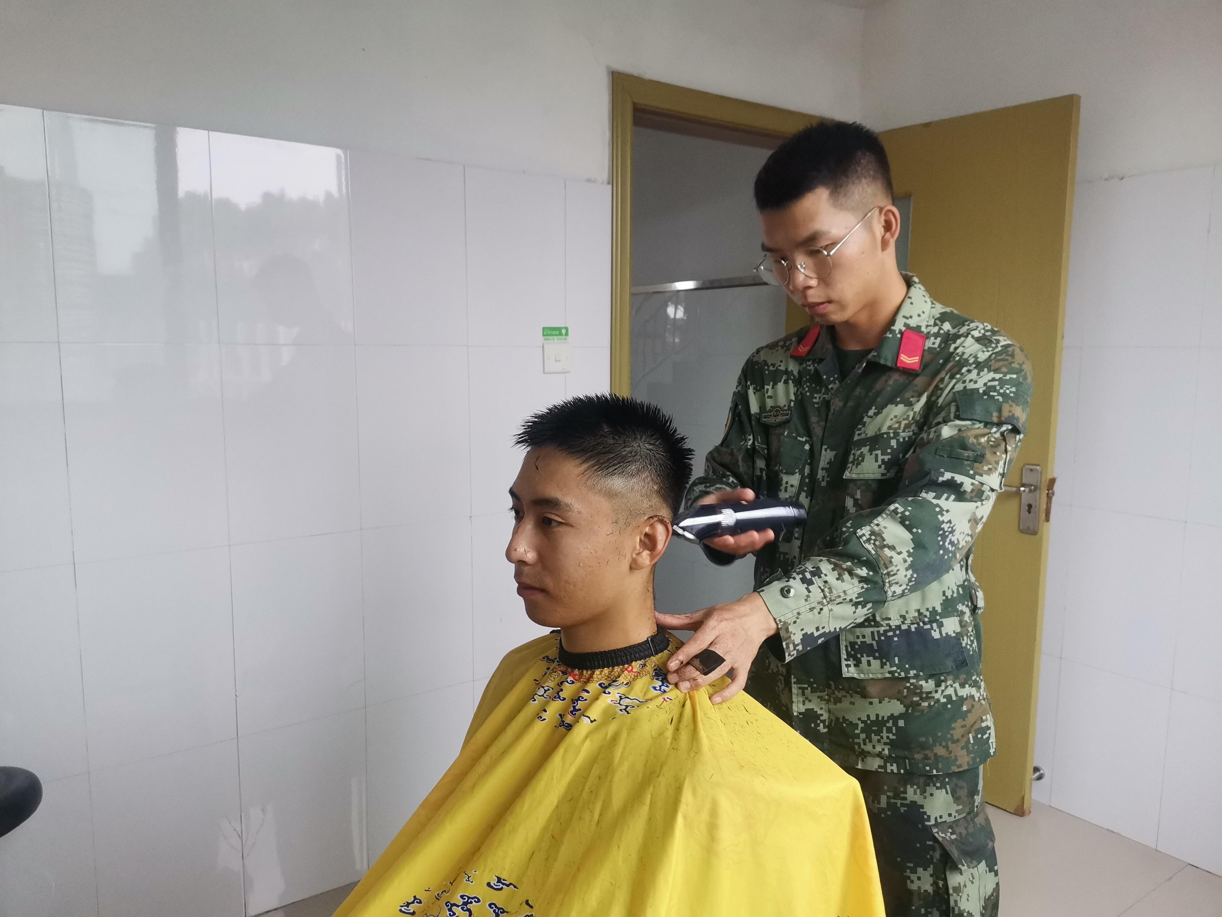 部隊生活，錘煉意志，塑造人生的獨特經(jīng)歷，部隊生活，錘煉意志，塑造人生非凡經(jīng)歷