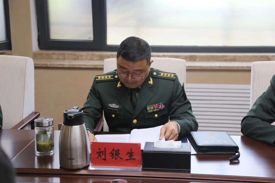 部隊每日新聞講評稿子，部隊每日新聞講評概覽，最新動態(tài)與要點解析