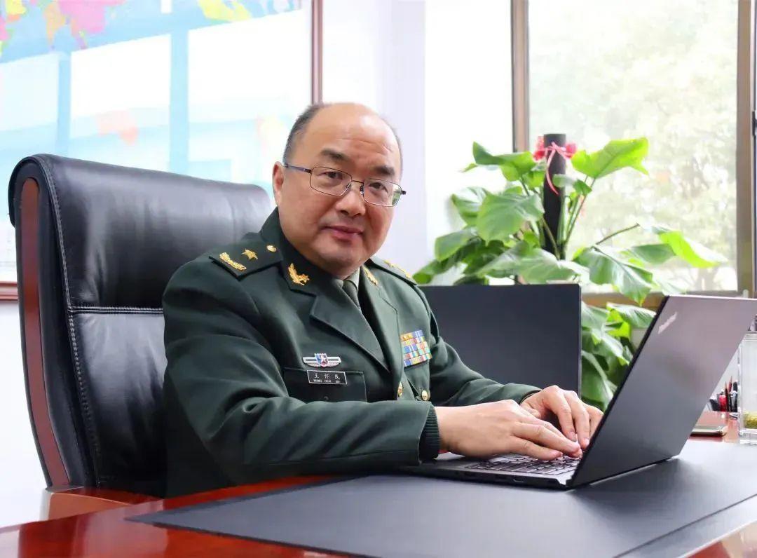 國(guó)防科技大學(xué)，一所卓越的高等學(xué)府，究竟有多牛？，國(guó)防科技大學(xué)，卓越高等學(xué)府的深度解析，究竟有多牛？