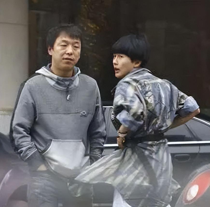 黃渤老婆的個(gè)人資料，揭秘背后的神秘面紗，黃渤老婆神秘面紗揭秘，個(gè)人資料顯示其非凡魅力