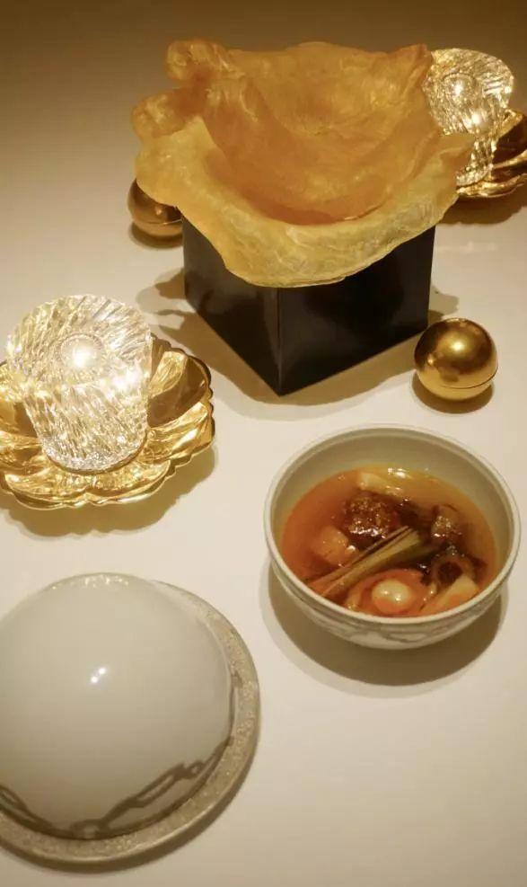 今晚澳門六開獎結(jié)果及彩票背后的故事，澳門六開獎結(jié)果揭曉，彩票背后的故事引人關(guān)注